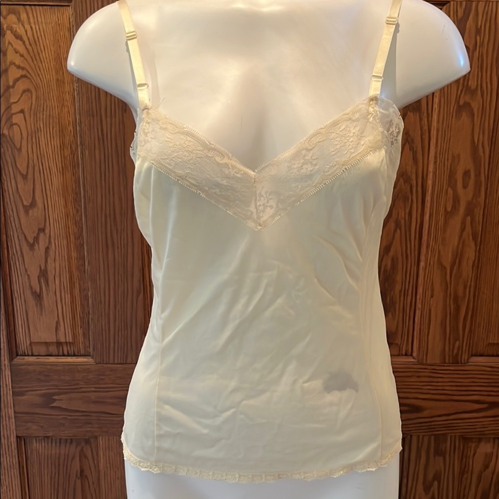 Vintage 90’s Lace Trim Camisole M